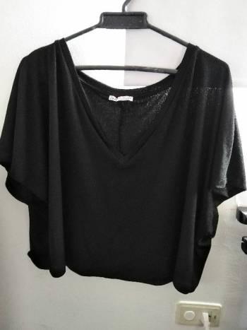 Genial blusa Zara corta