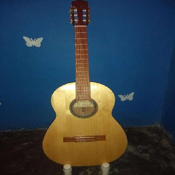 Guitarra Artesanal Marca Tito