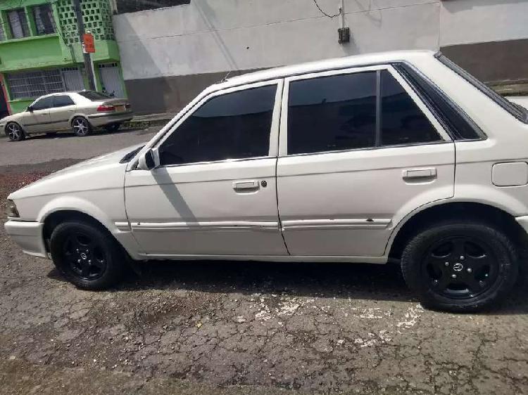 Mazda 323 nx blanco modelo 90