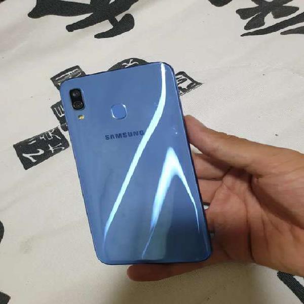 Samsung a30 azul