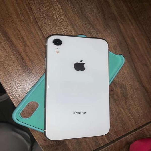 Se vende iPhone XR