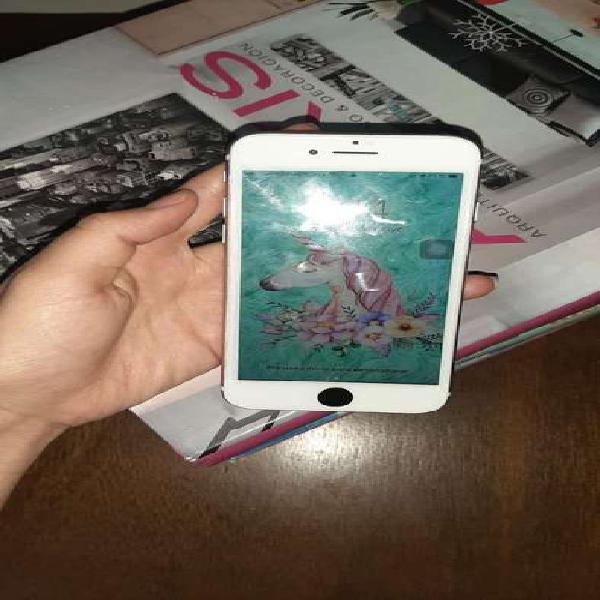 Se vende iphone 7 normal rosado