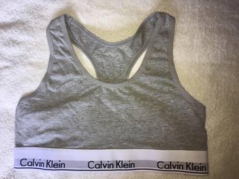 Top Calvin Klein