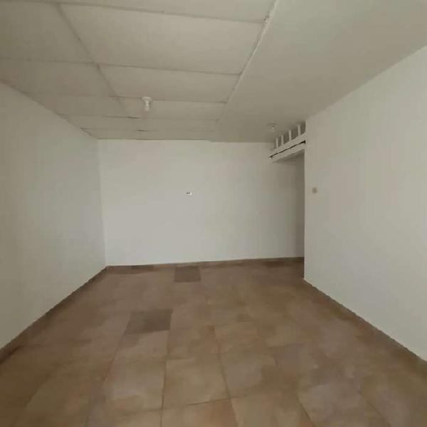 Arriendo apartaestudio con servicios incluidos, barrio