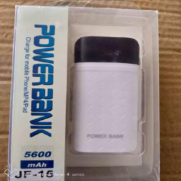 Cargador Portátil Power Bank 5600 mAh