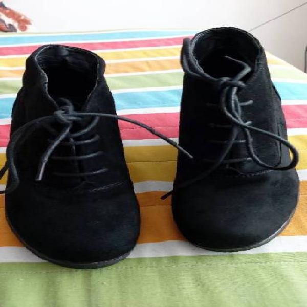 Botines negro