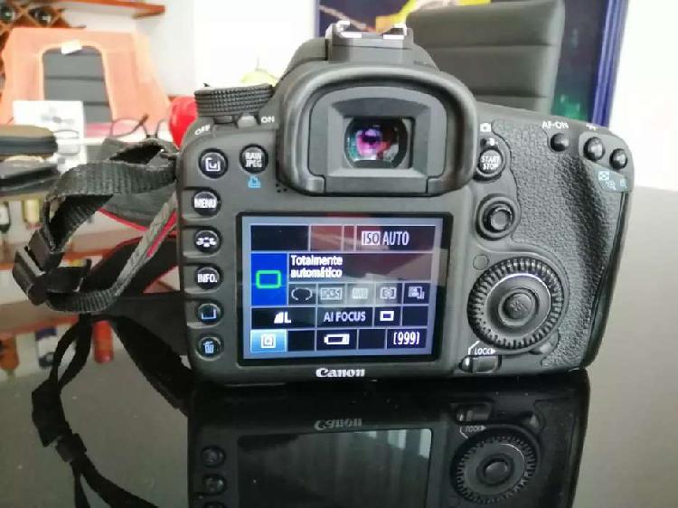 Camara profesional Canon 7D