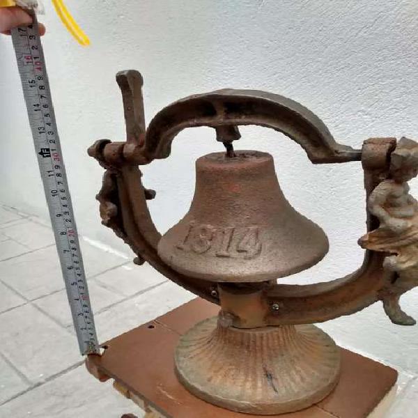 Campana ferrocarril 1814 hierro blanco