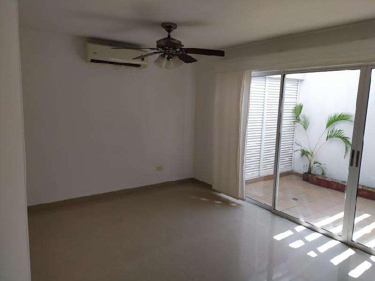 Casa Condominio En Arriendo/venta En Barranquilla Altos De