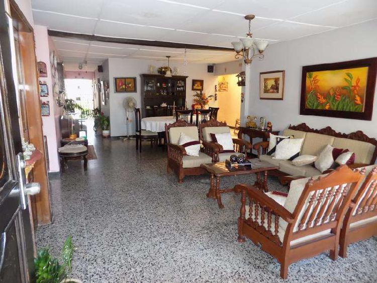 Casa En Venta En Barranquilla Villa Del Este CodVBARE76108