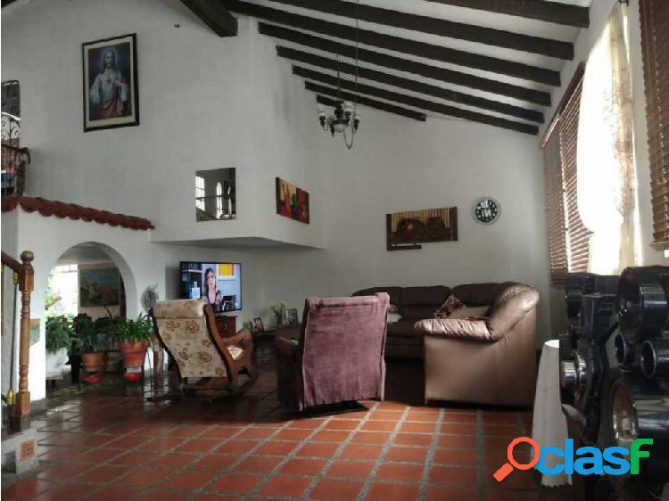 SE VENDE CASA CALI OESTE, MIRAFLORES (CN)