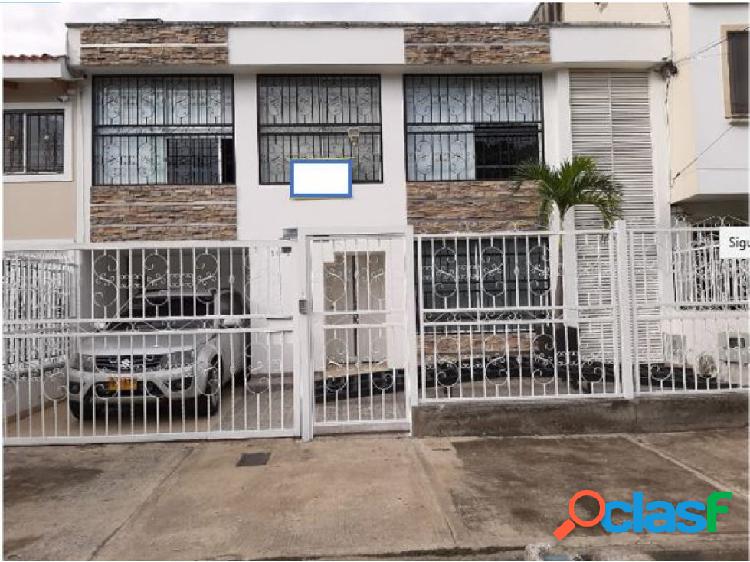 SE VENDE CASA EN EL GRAN LIMONAR CALI SUR