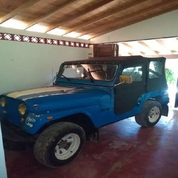 Se vende Jeep Willys