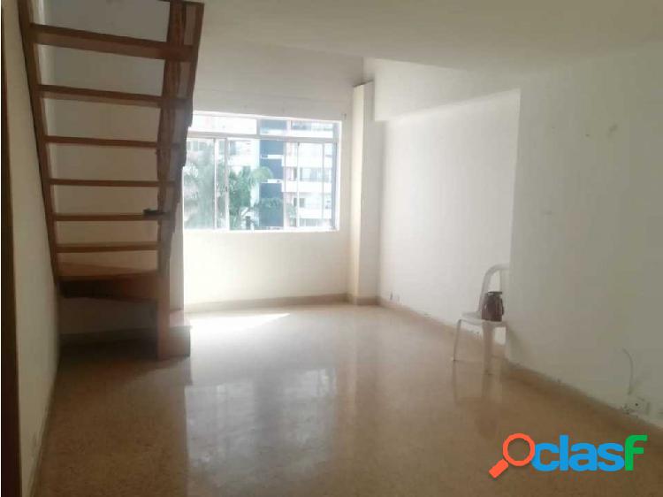 VENTA APARTAMENTO LOMA DE LOS BERNAL