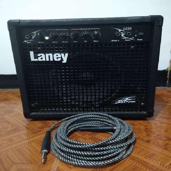 Vendo amplificador LANEY LX20 con cable