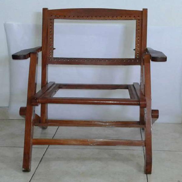 Vendo silla de madera para restaurar.