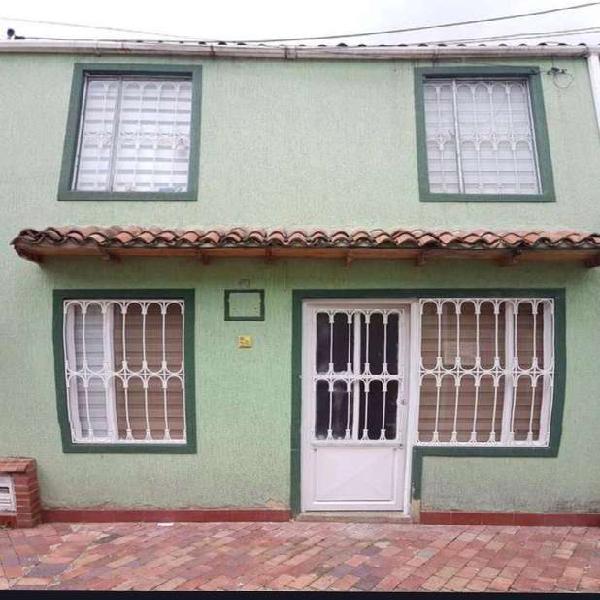 Casa dos niveles, vereda Bojacá excelente precio