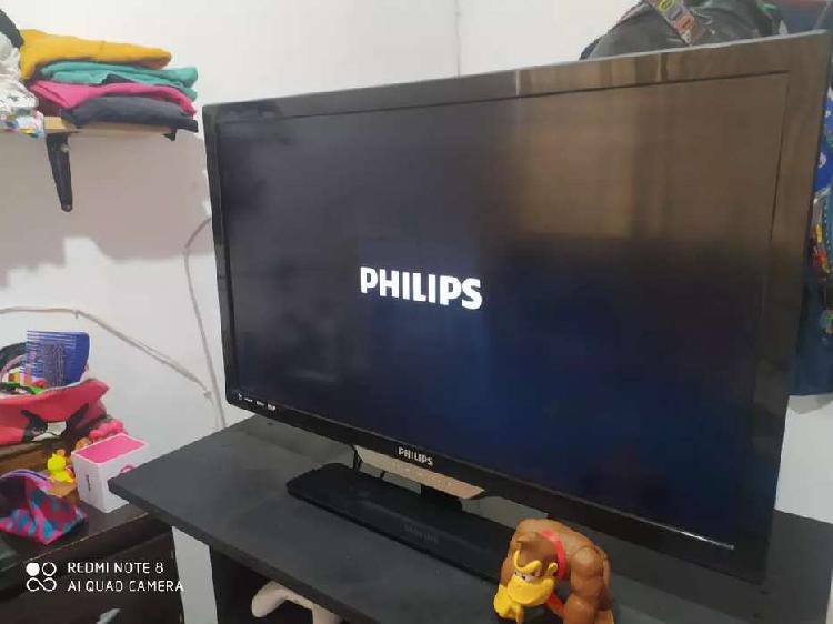 Tv 32" Phillips NO SMART
