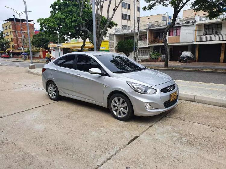 Vendo hyundai 2013