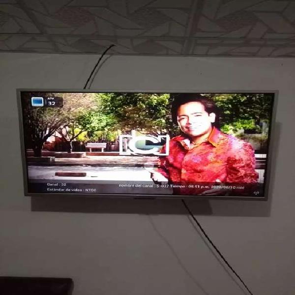 Vendo tv Smart hyudai de 40 pulgadas