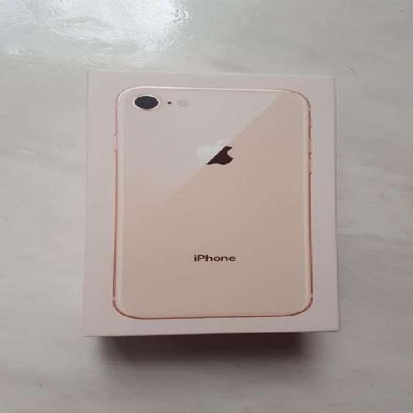 iPhone 8 usado, 128 gb, color oro, en perfecto estado, con