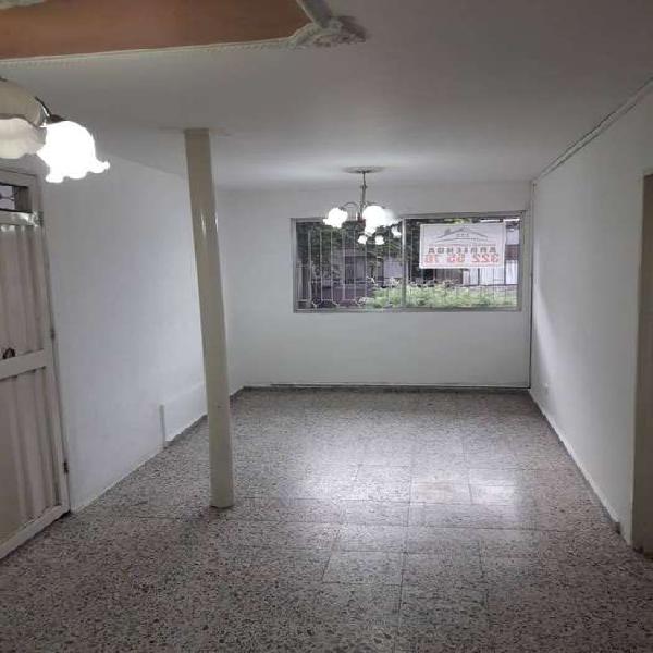 SE ARRIENDA APARTAMENTO