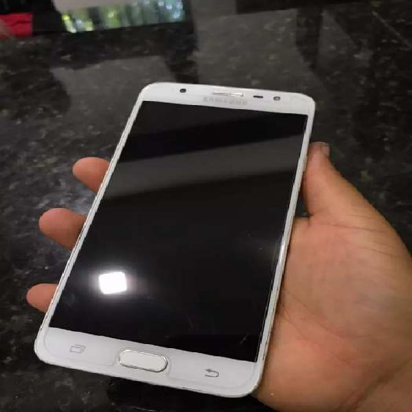 Samsung galaxy J7 prime full estado $330.000 negociable