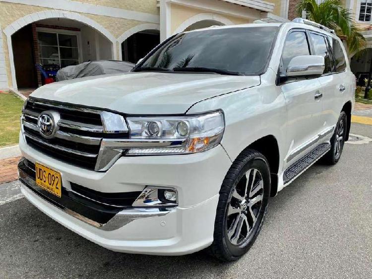 Toyota sahara 2015 vxr limited arabe diesel
