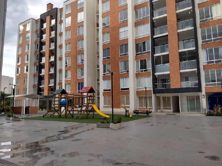 VENDE APARTAMENTO EN VALLE DEL LILI