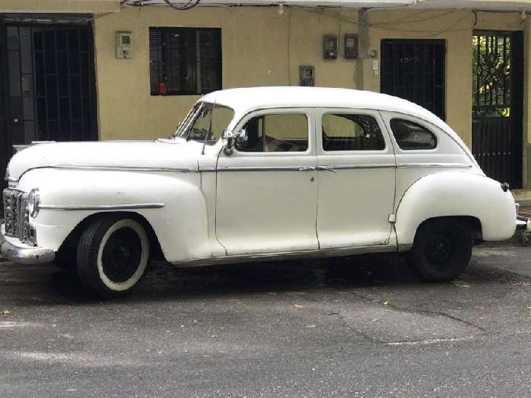 Carro antiguo Dodge48