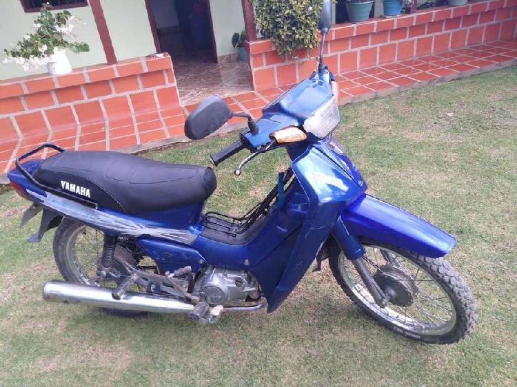Se vende moto yamaha crypton modelo 2000 La Ceja Antioquia