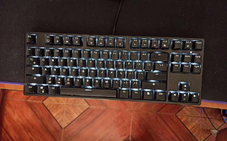 Teclado mecanico gaming led velocifire interruptores color