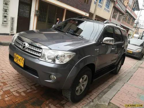 Toyota Fortuner Urbana