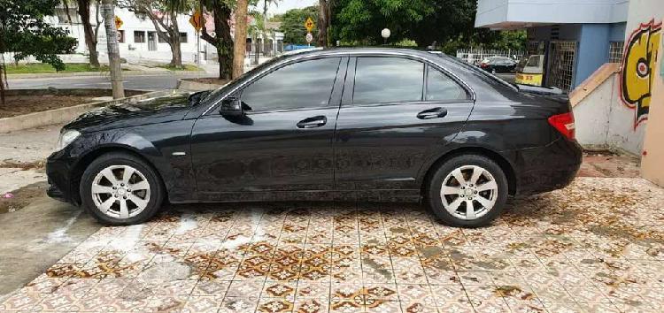 vendo Mercedes año 2012