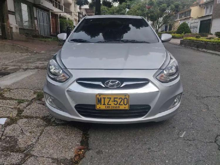 Hyundai i25 1400cc