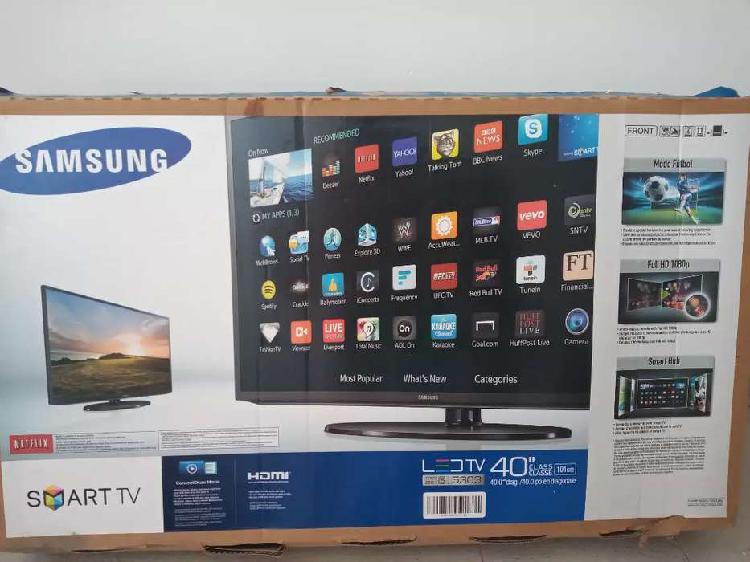 Samsung 40" Smart TV