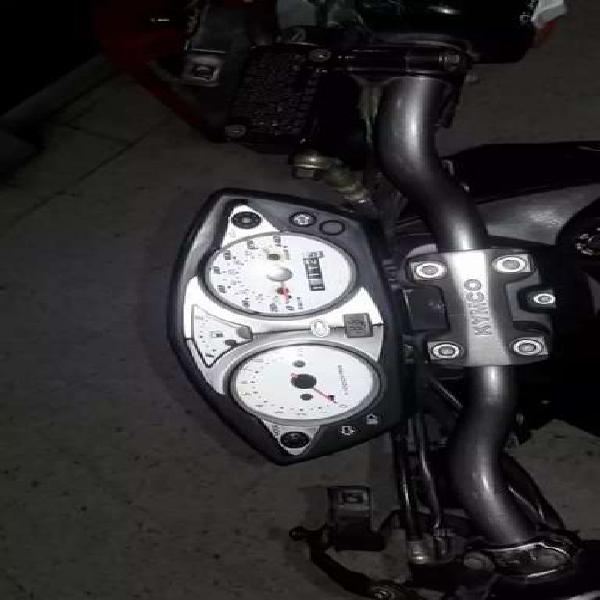 Vendo moto agillity en buen estado