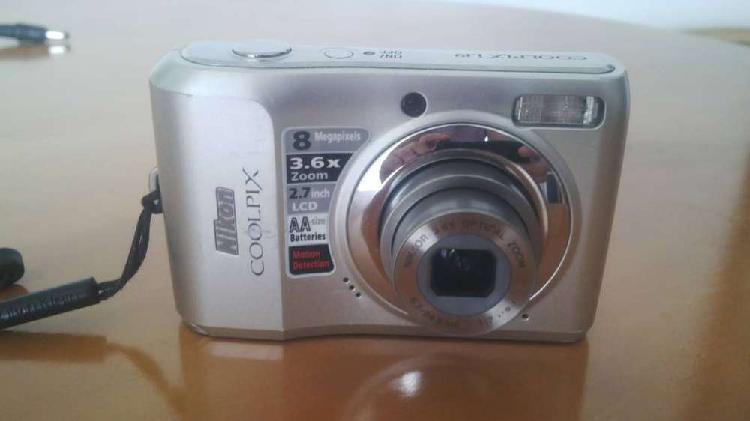 Camara Nikon Coolpix
