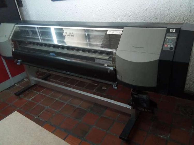 PLOTTER HP 8000 s