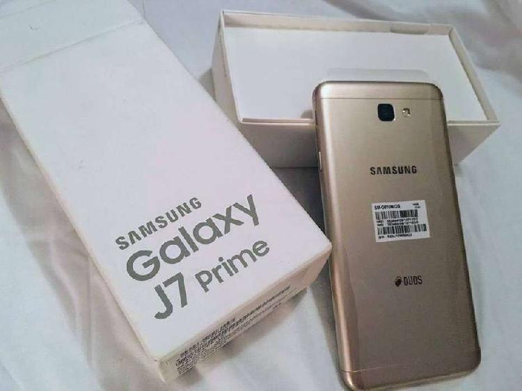 Samsung Galaxy J7 Prime - 16gb - 10/10