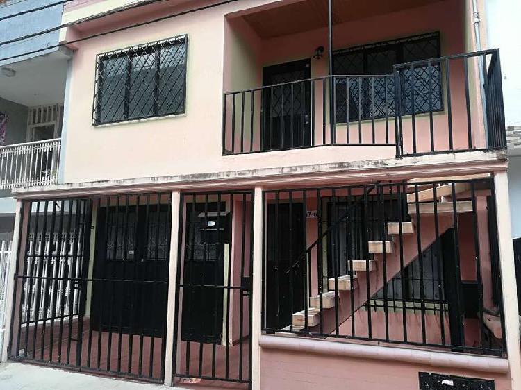 Vendo bonita casa Las Granjas, 2 pisos independientes, mas