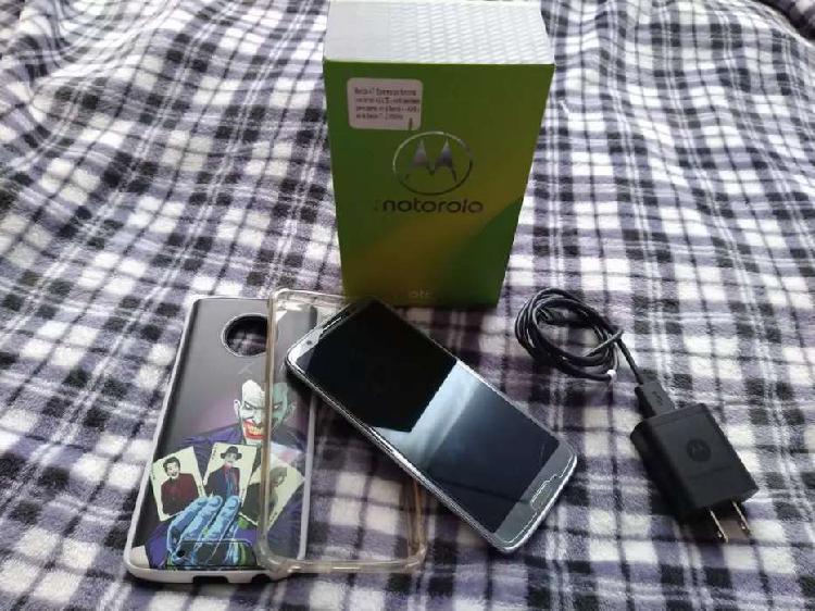 Vendo celular Motorola G6