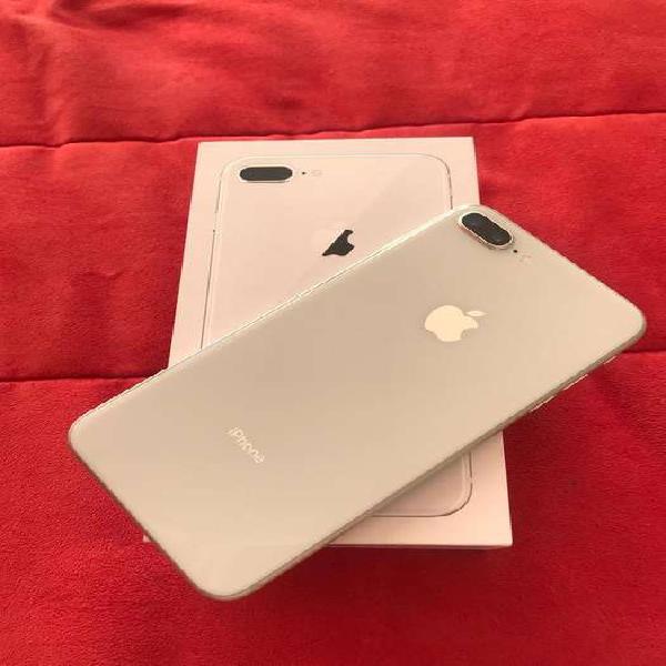 iphone 8 plus color plata de 64Gb