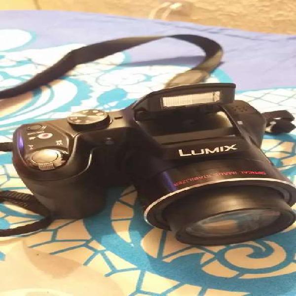 Vendo cámara profesional Panasonic DMC-LZ40