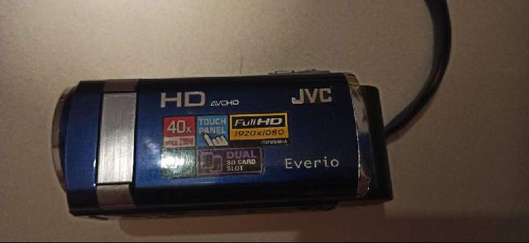 videocamara fullhd marca JVC 40X de zoom optico variable 70X