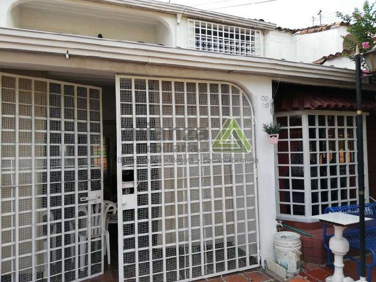 Casa En Venta En Floridablanca Andalucia CodVBJRE57850