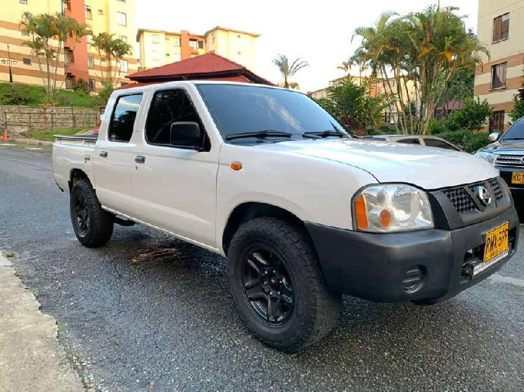 NISSAN FRONTIER MODELO 2012