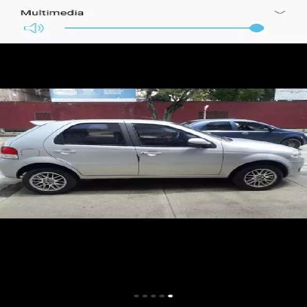 Vendo hermoso y automóvil Fiat Atractive