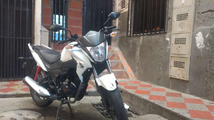 Vendo o cambio moto.