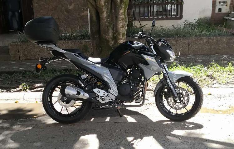 Yamaha FZ 250